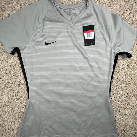 Nike Short Sleeve Shirt Womens Large Gray NWT V Neck Athletic Polyester - Picture 1 of 8